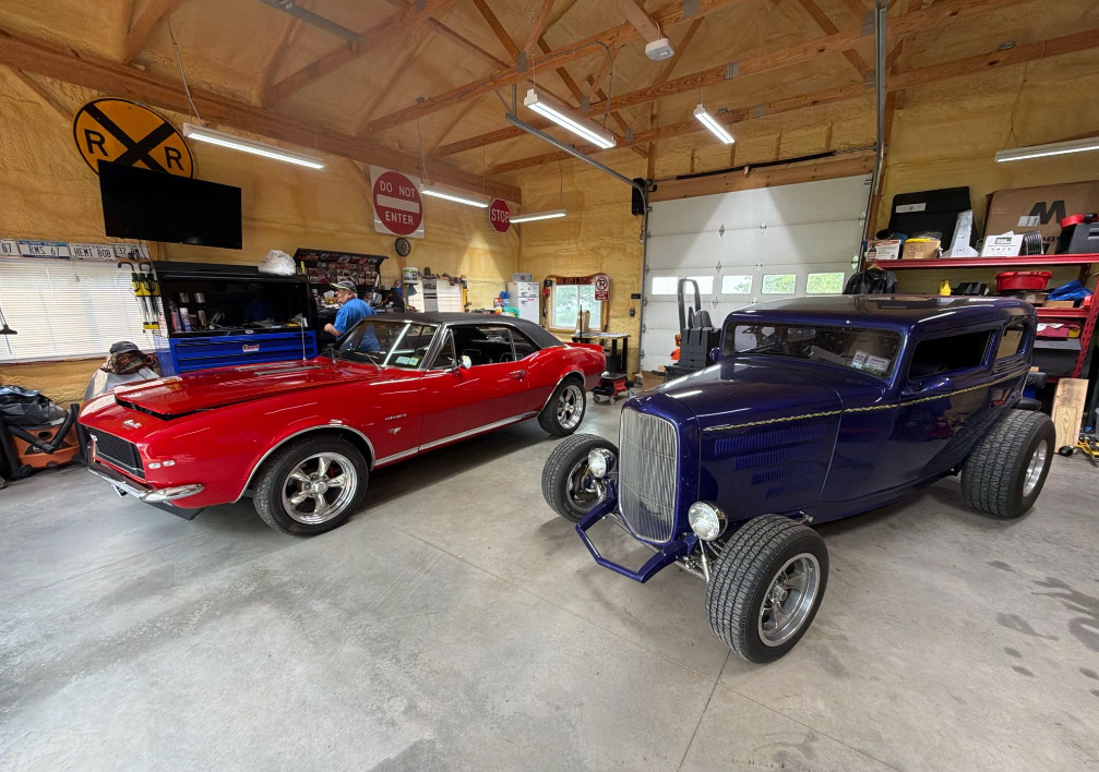 Red 1967 Chevrolet Camaro SS and blue 1932 Ford hot rod picked up by Allstar Hauling